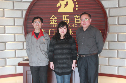 熱烈祝賀江蘇鹽城木門加盟代理商朱經(jīng)理成功加入金馬首